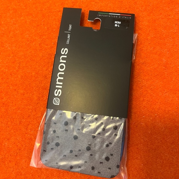 Black mixed dots sheer tights made in Italy NWT - Picture 3 of 6